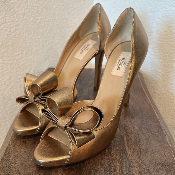 VALENTINO GARAVANI D'Orsay Bow Gold Metallic Open Toe Pumps Size 401/2 US 91/2 - Picture 4 of 13